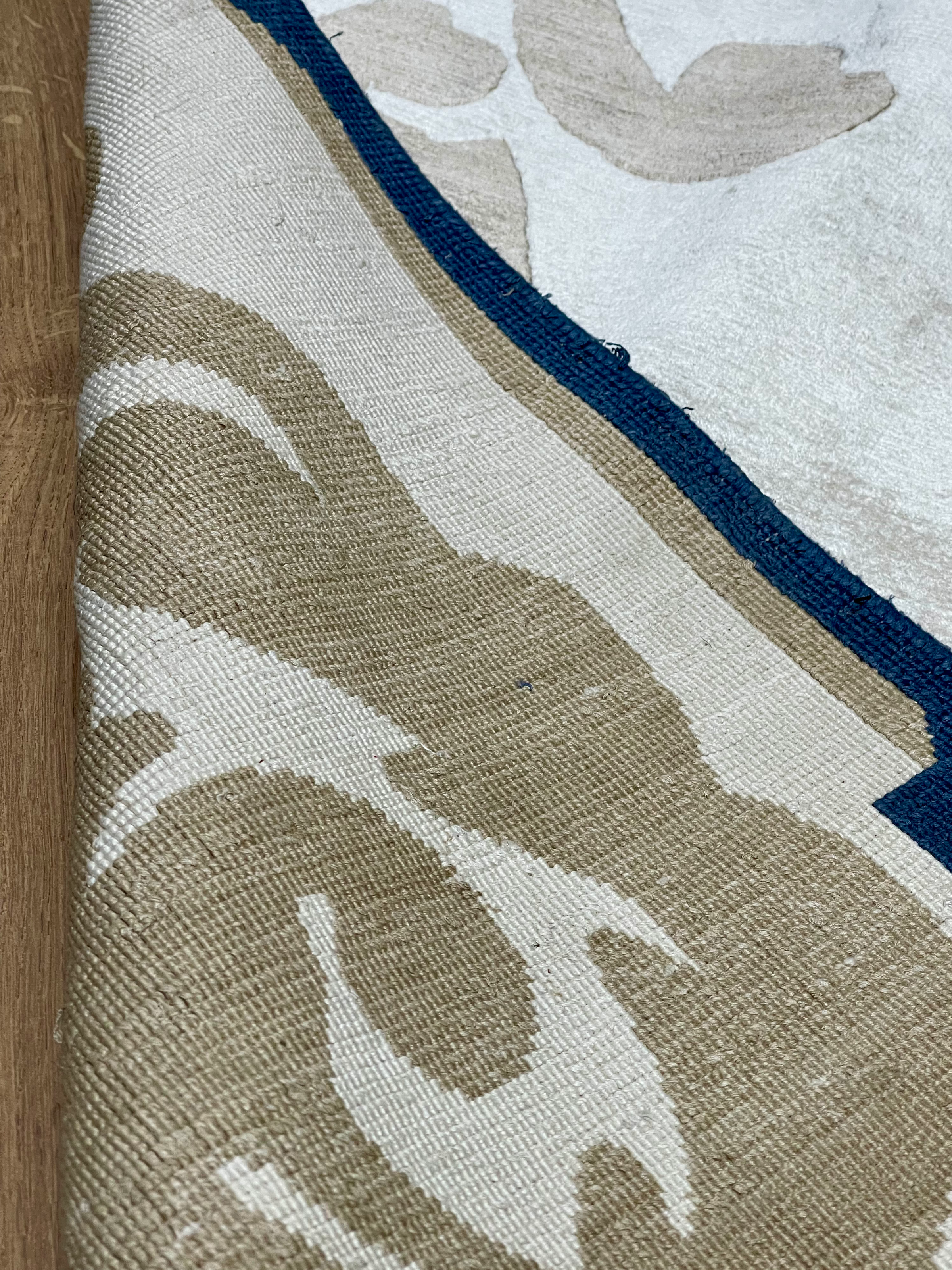 Ghost Deep Blue Luxury Rug 180 X 270