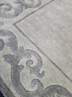 Pearl Luxury Rug 180 X 270